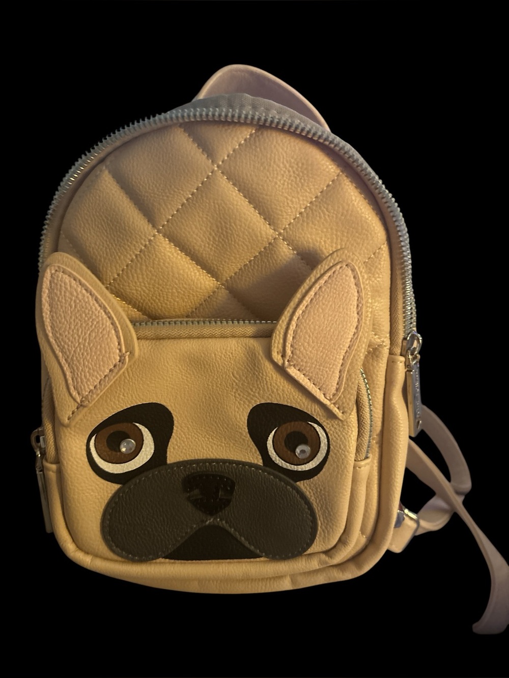 Betsy Johnson light pink pug small back pack. Excellent Condition.